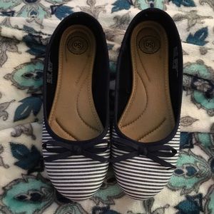 Stripes Flats